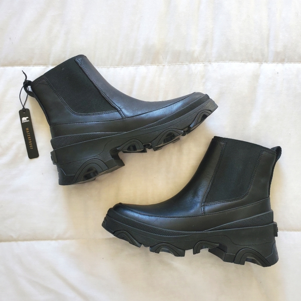 NWT Sorel Brex Boot Chelsea lug boot black